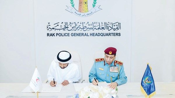 تعاون بين شرطة وجمارك رأس الخيمة لرفع مستويات الخدمة للمتعاملين