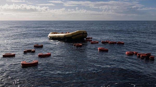 إنقاذ مئات المهاجرين قبالة سواحل اليونان