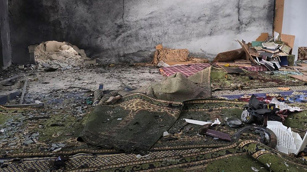 قتلى بتفجير داخل مسجد في مدينة حمص