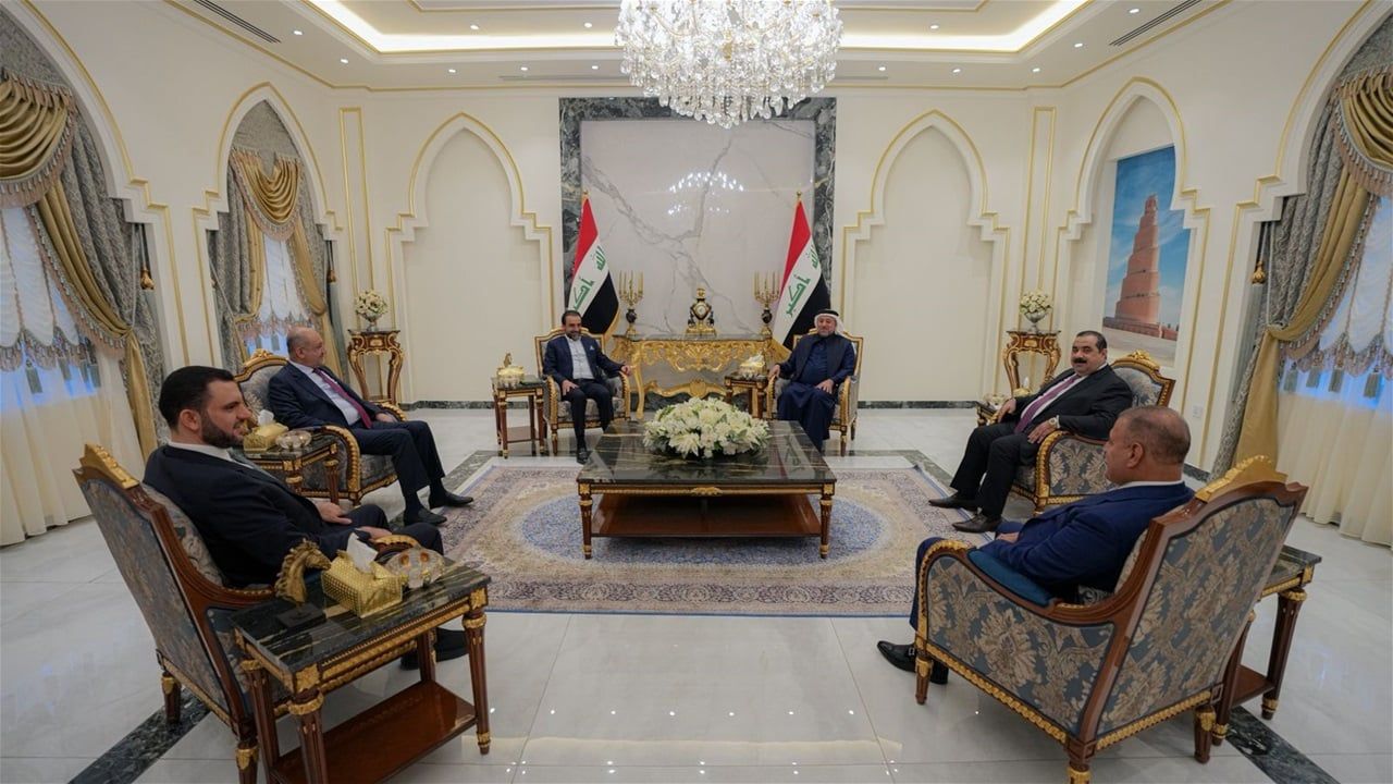 مصدر سياسي: المجلس السياسي الوطني مستمر بعقد اجتماعاته