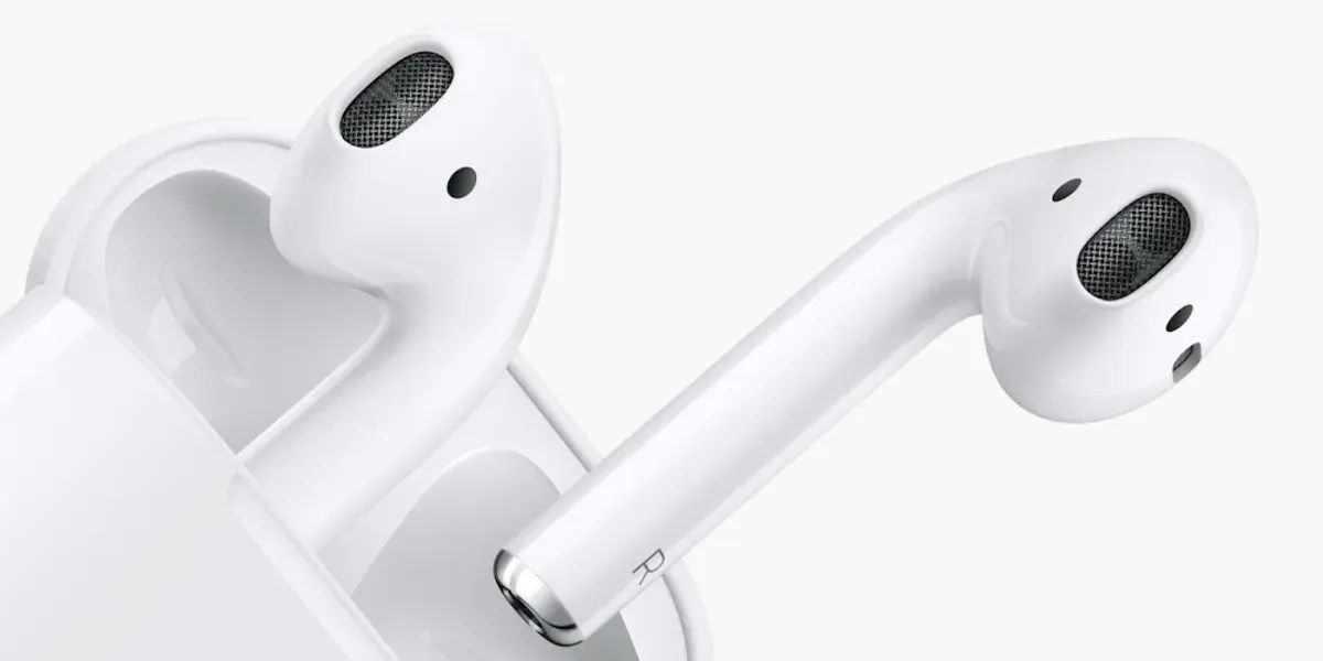 تكنولوجيا: تسريب يكشف صور نسخة تجريبية من AirPods بنفس ألوان iPhone 5c
