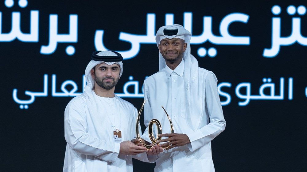 حمدان بن محمد يكرم رئيس الفيفا وناصر الخليفي ونوفاك ديوكوفيتش بجائزة محمد بن راشد آل مكتوم العالمية للرياضة 2025