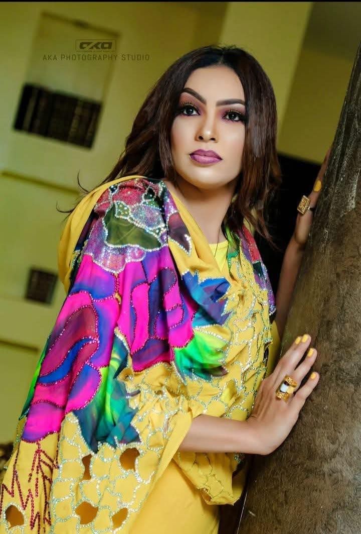 المذيعة والصحفية ملاذ ناجي تتلقى التهانئ والتبريكات من نجوم السوشيال ميديا بمناسبة عقد قرانها