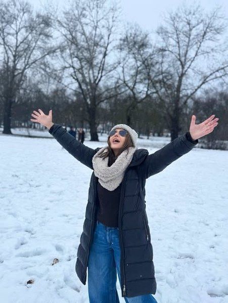 بالصور- بعيداً عن ضجيج المسارح.. سميرة سعيد تستقبل ٢٠٢٦ مع أقرب النّاس إليها