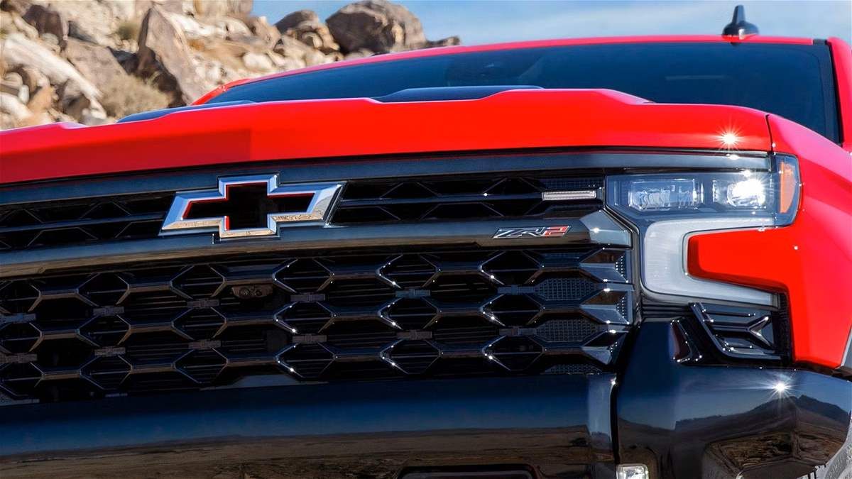 2025... عام انكشاف الوهم الكبير في صناعة السيارات