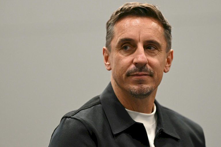 غاري نيفيل يصف تعادل يونايتد وولفرهامبتون بـ"الأسوأ بين الأسوأ"