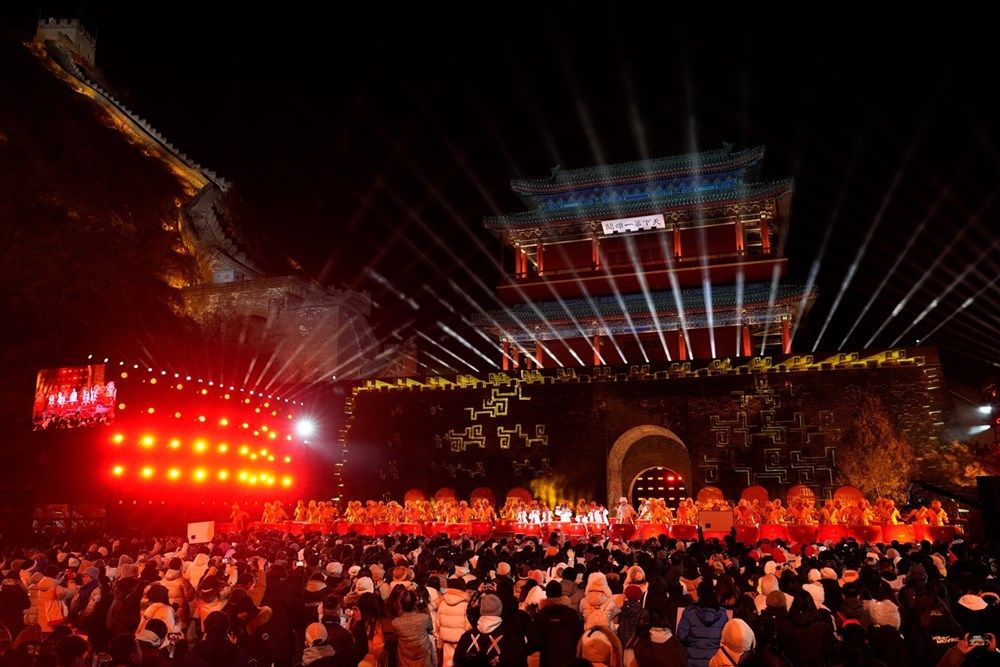 بالصور.. العالم يستقبل 2026 بعروض مبهرة وأمنيات بعام جديد سعيد