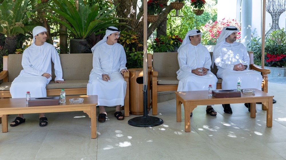 محمد بن راشد يلتقي منصور بن زايد ويبحثان آفاق التنمية الشاملة لرفعة الوطن وخدمة المواطن