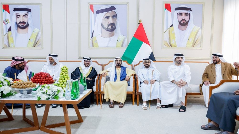 محمد بن راشد يحضر أفراح المقعودي والسبوسي