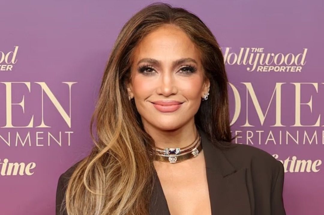 جنيفر لوبيز تلمّح لماضي زواجها من بن أفليك بطريقة صادمة على المسرح