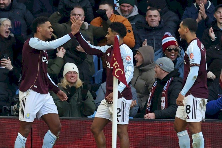 بطولة إنكلترا: وصافة موقتة لأستون فيلا تخفف ألم الهزيمة القاسية أمام أرسنال