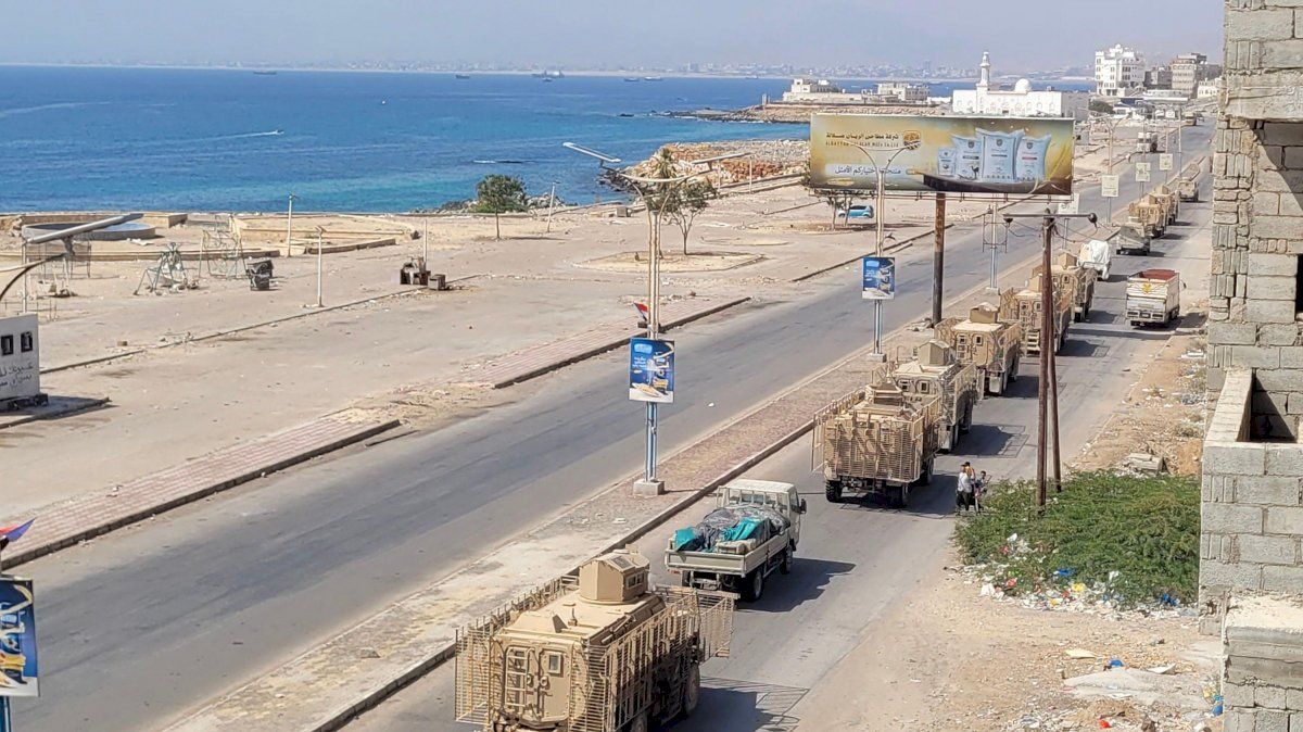 المجلس الانتقالي يعلن مرحلة انتقالية و"إعلاناً دستوريا" للجنوب