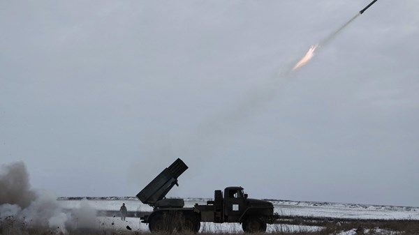 روسيا تعلن السيطرة على حي سكني في خاركيف