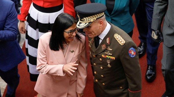 الجيش الفنزويلي يوجه نداء إلى السكان