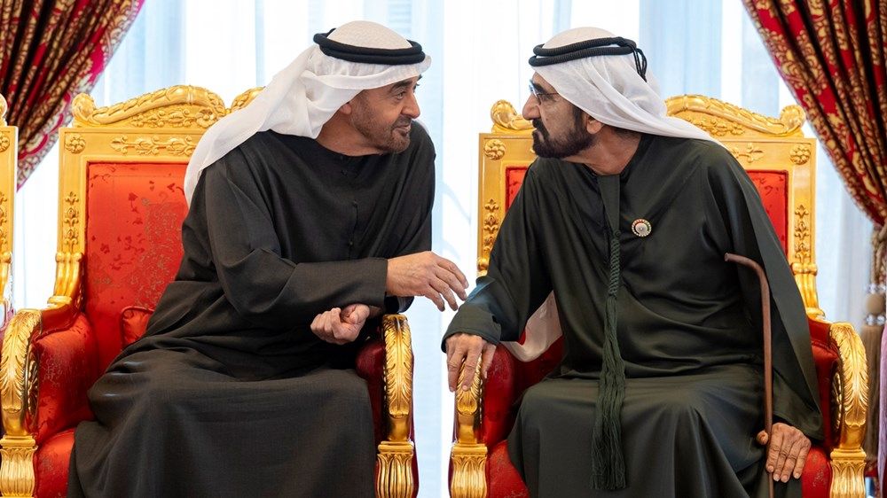 بحضور رئيس الدولة.. محمد بن راشد يلتقي الوزراء السابقين والحاليين ممن شاركوا سموه مسيرة العمل الحكومي خلال العقدين الماضيين