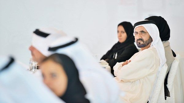 الخلوات الوزارية.. نهج مبتكر بقيادة محمد بن راشد رسخ الإمارات مرجعاً عالمياً في العمل الحكومي