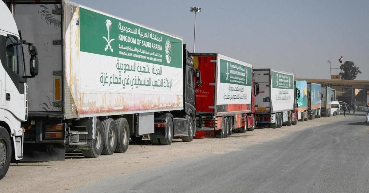 السعودية توجّه بتكثيف الجسور الجوية والبحرية والبرية لإغاثة غزة