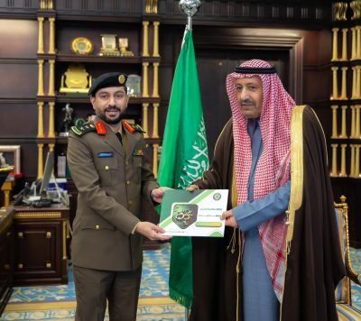 أمير الباحة يستعرض نتائج جهود إدارة مكافحة المخدرات ويؤكد أهمية تعزيز الحرب على المخدرات
