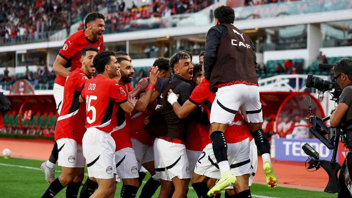 عاجل: صلاح يقود "الفراعنة" لمرافقة "الثمانية الكبار"