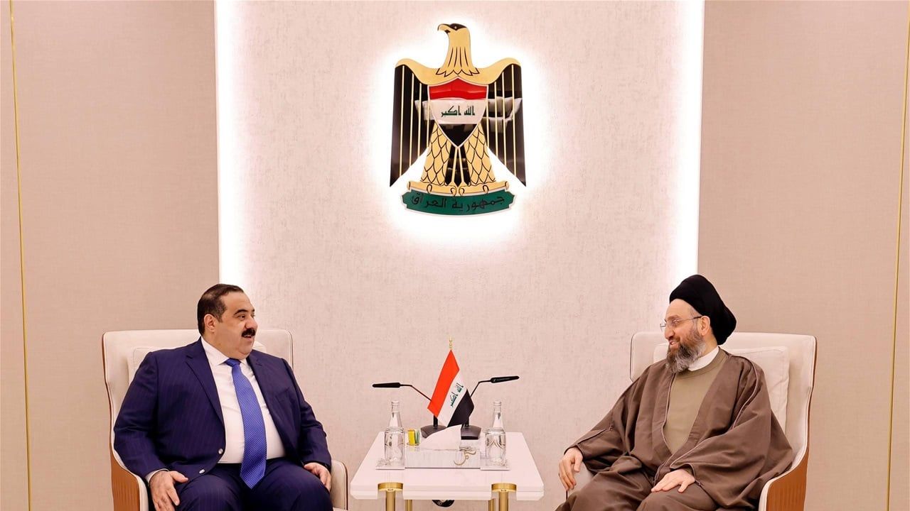 السيد الحكيم والسامرائي يبحثان التوقيتات الدستورية لتشكيل الحكومة القادمة