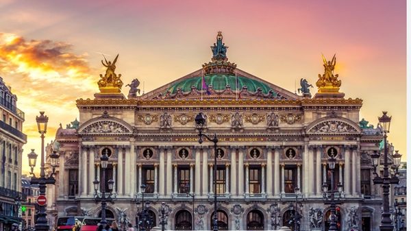 تعيين مدير موسيقي جديد لأوبرا باريس