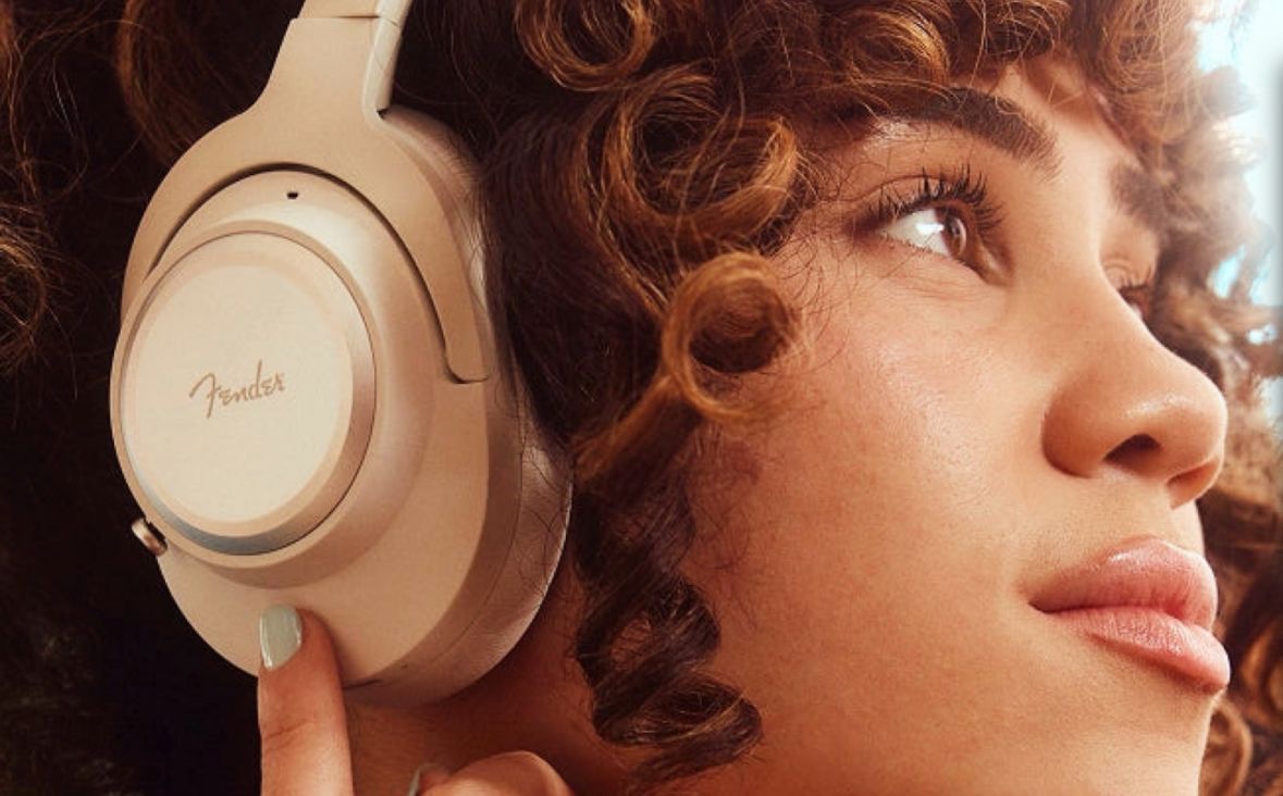 تكنولوجيا: Fender تطلق أول سماعات لها ببطارية قابلة للتبديل ومدة تشغيل 100 ساعة وHi-Fi USB-C ضمن فعاليات #CES2026
