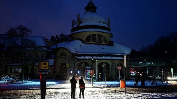 عودة الكهرباء لبرلين بعد أطول انقطاع للتيار منذ الحرب العالمية الثانية