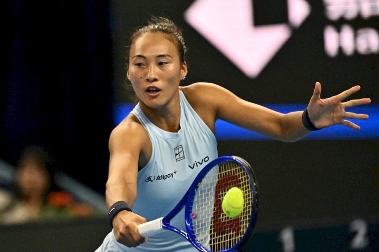 البطلة الأولمبية الصينية جنغ تنسحب من بطولة أستراليا