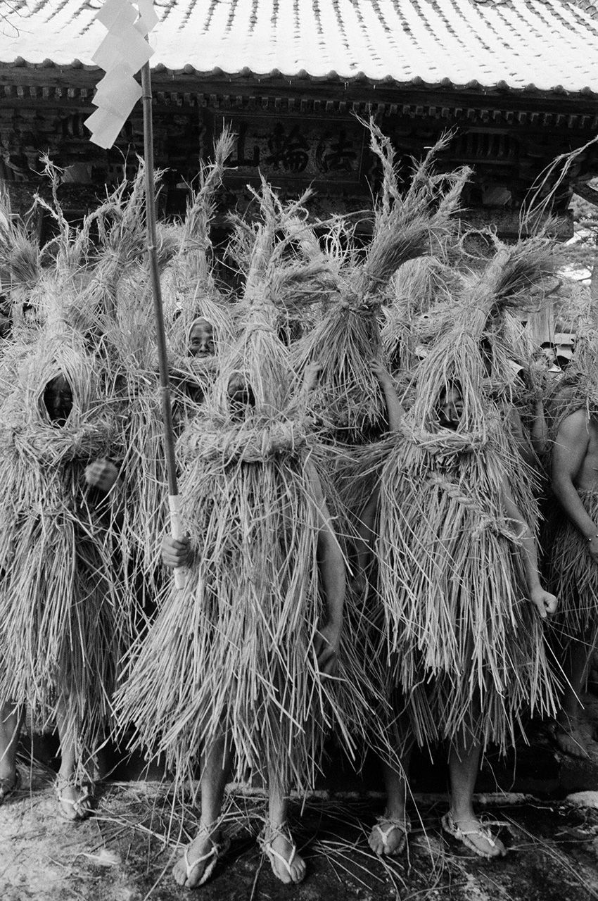 اليابان | أسطورة خلف العدسة: كيف خلد هاغا هيدييو تراث اليابان الشعبي؟