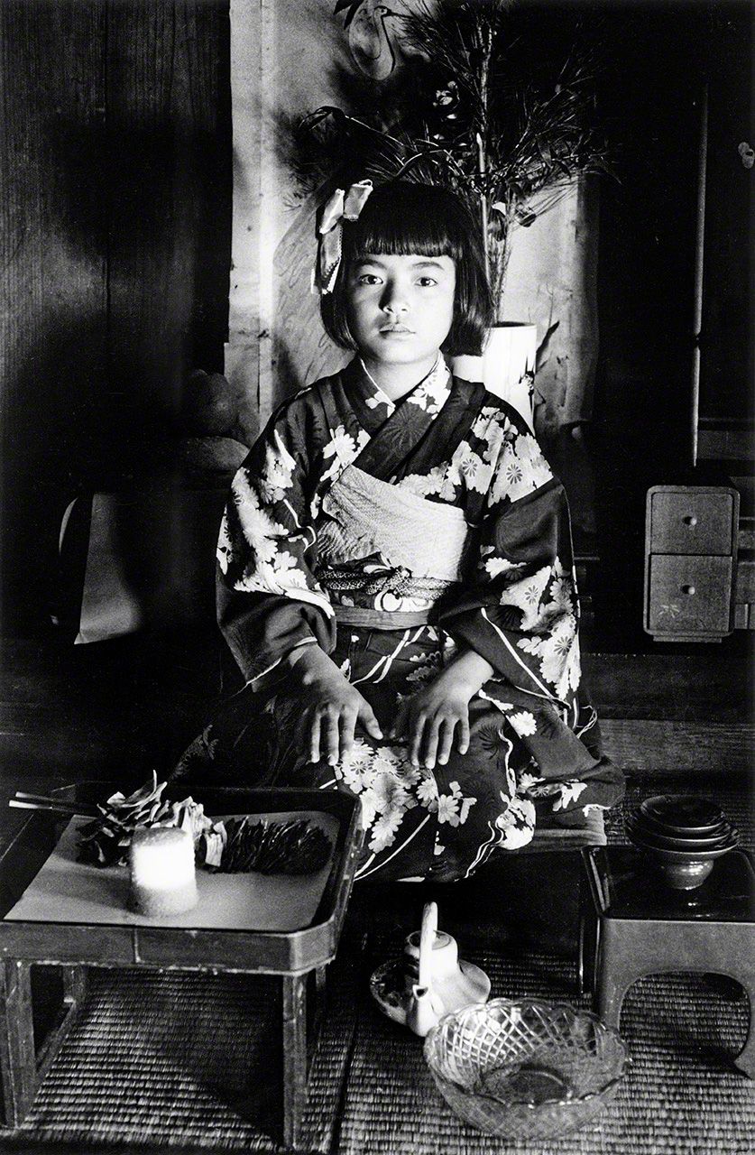 اليابان | أسطورة خلف العدسة: كيف خلد هاغا هيدييو تراث اليابان الشعبي؟