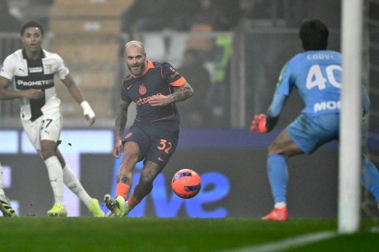 بطولة إيطاليا: انتر يعزز صدارته بعد تعثر نابولي