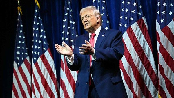 ترامب: إشراف أميركا على فنزويلا ربما يستمر لسنوات