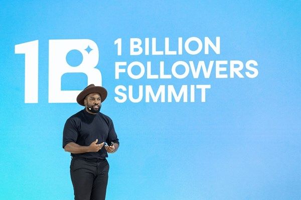 دعوة في قمة المليار متابع لتبني رؤية طويلة المدى تركز على جودة التأثير