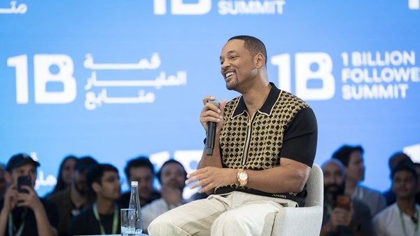 ويل سميث في قمة المليار متابع 2026: المجتمعات المستقبلية يجب أن تُبنى حول الإنسان