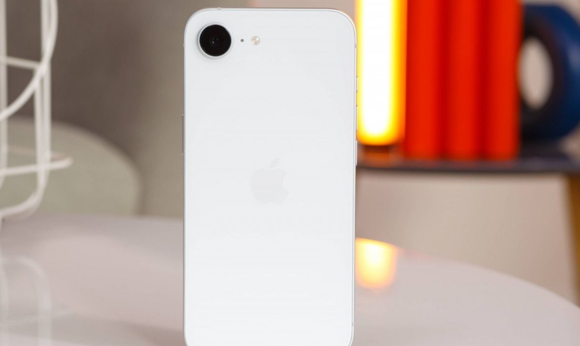 تكنولوجيا: هاتف iPhone 17e يأتي بشريحة A19 مخفّضة الأداء مع شاشة محسّنة