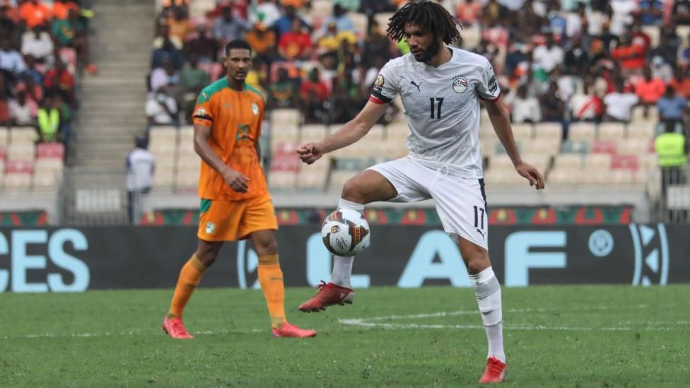 الجزائر ومصر أمام اختبارات قوية في ربع النهائي، والعرب على أعتاب ثلاثي تاريخي في المربع الذهبي بعد عبور المغرب والسنغال