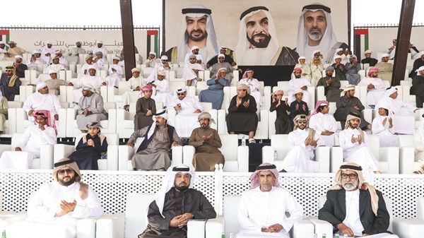 تواصل منافسات «اللقايا» في مزاينة الإبل بمهرجان الظفرة الختامي