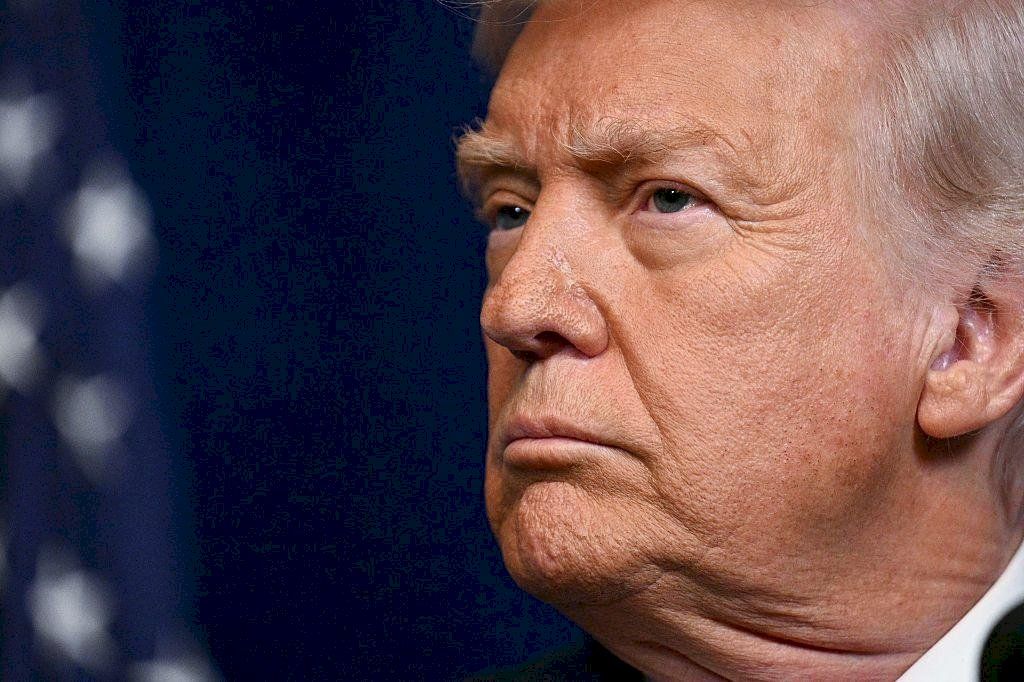 ترامب: "إيران تتطلع للحرية... نحن متأهبون للمساعدة"