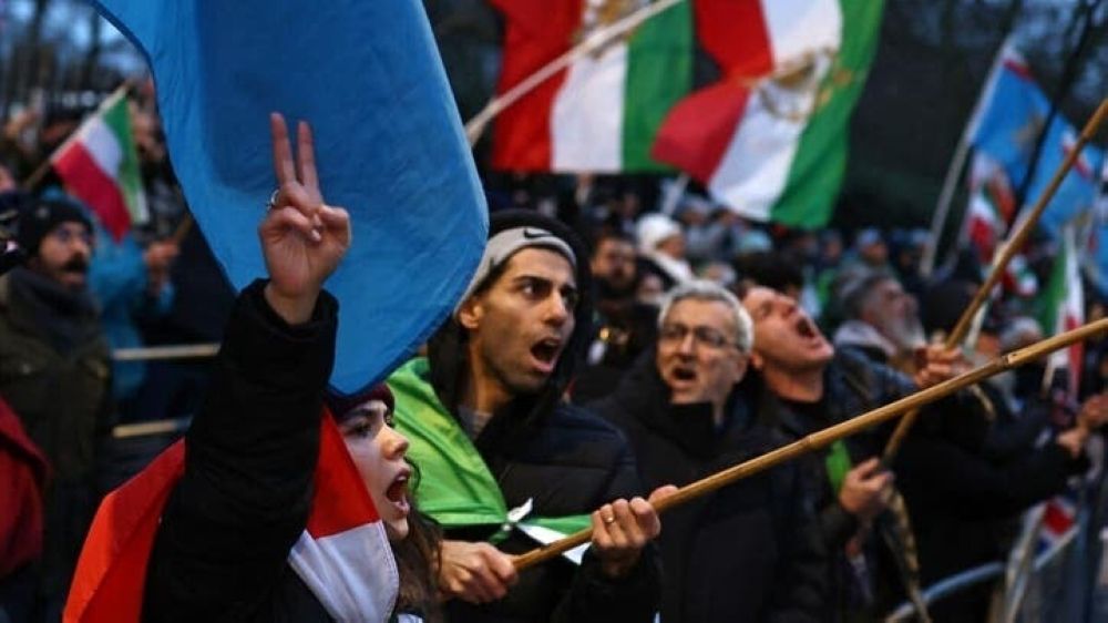 110 قتلى و2600 معتقل حصيلة المظاهرات الإيرانية