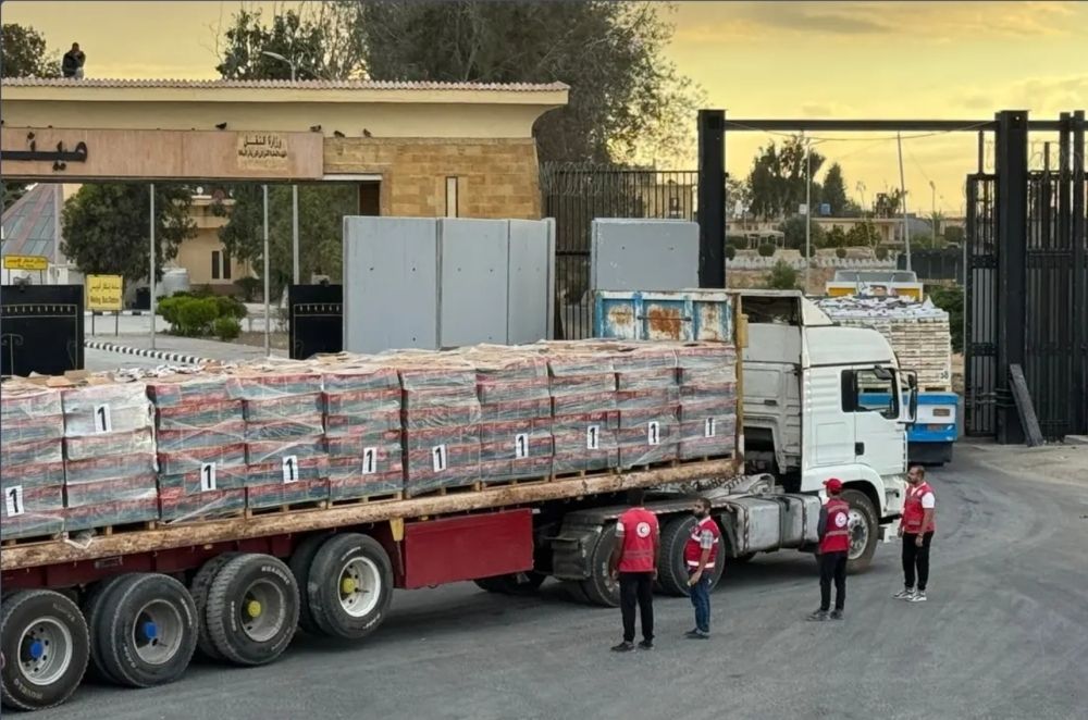 منع إدخال 6 آلاف شاحنة إلى غزة يفاقم الأزمة الإنسانية