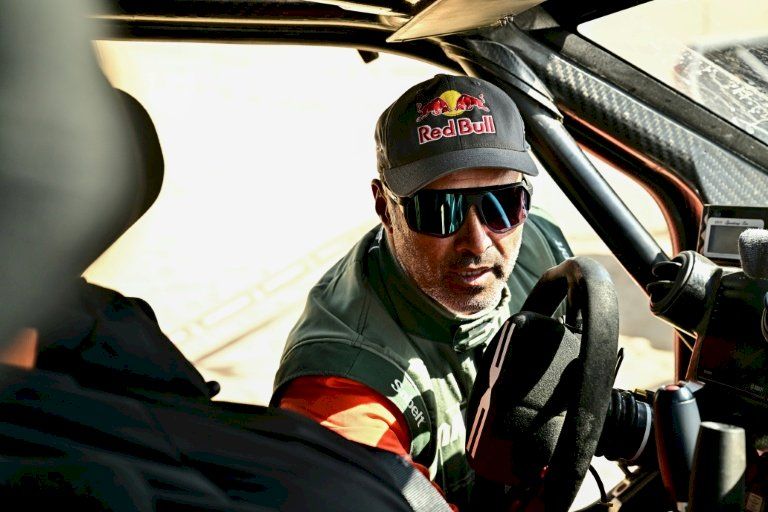 رالي دكار: عائلة غوتشال تفاجئ الجميع والعطية يتنازل عن الصدارة