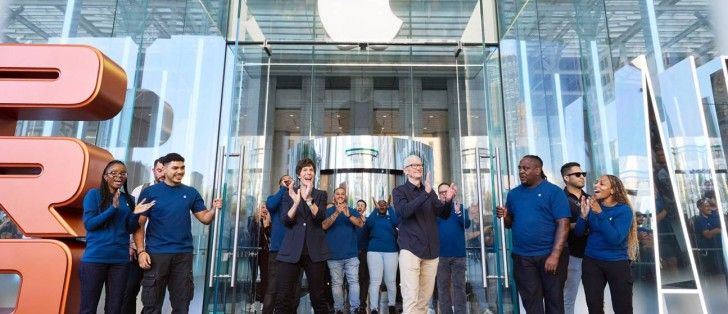 تكنولوجيا: Counterpoint: أبل تتصدر مبيعات الهواتف الذكية في 2025 وسامسونج تهبط إلى المركز الثاني