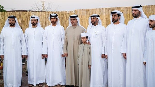 هزاع بن زايد يزور نايل راشد سيف الشامسي