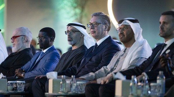 خالد بن محمد بن زايد يشهد جانباً من الجلسات الحوارية ضمن«أسبوع أبوظبي للاستدامة 2026»