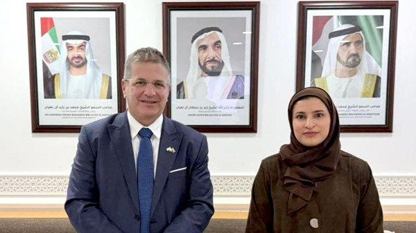 سارة الأميري تلتقي وزير التربية والتعليم الإسرائيلي