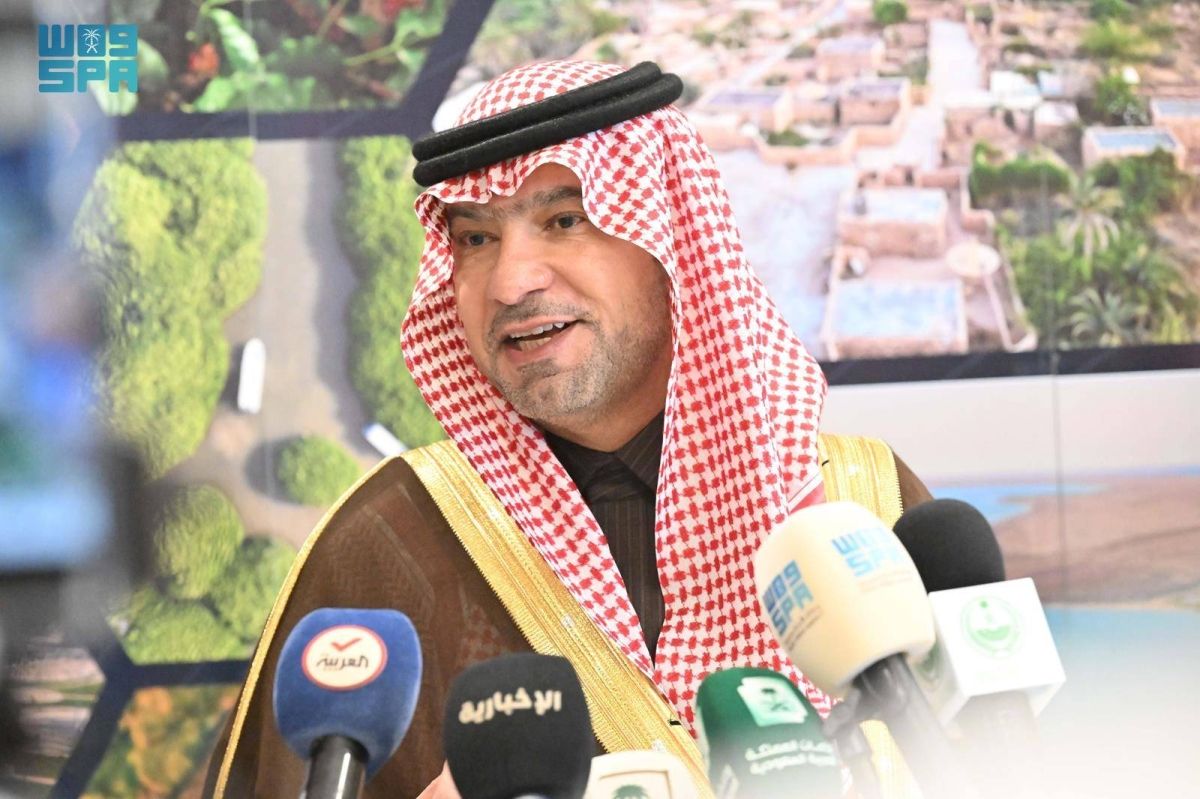 وزير البلديات والإسكان يدشن مشروعات تنموية بجازان بأكثر من 5 مليارات ريال