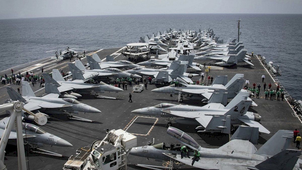 عاجل.. إيران تغلق مجالها الجوي أمام الطيران المدني