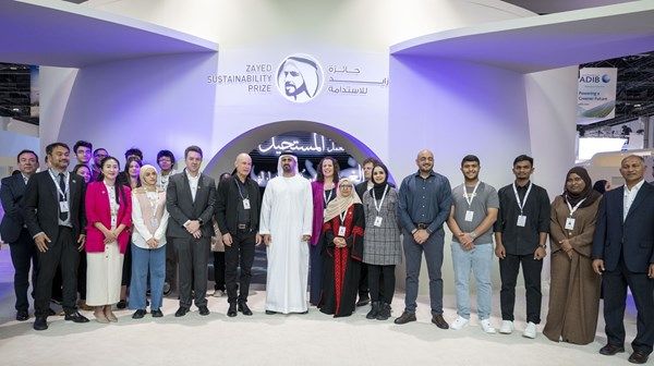 ذياب بن محمد بن زايد يشهد جانباً من فعاليات أسبوع أبوظبي للاستدامة 2026