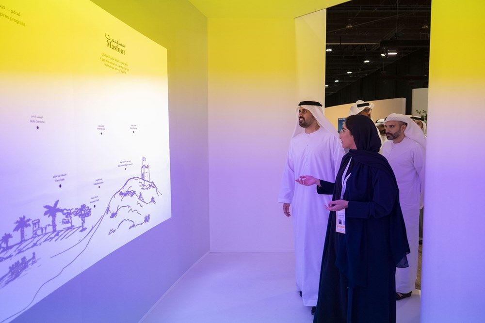 ذياب بن محمد بن زايد يشهد جانباً من فعاليات أسبوع أبوظبي للاستدامة 2026