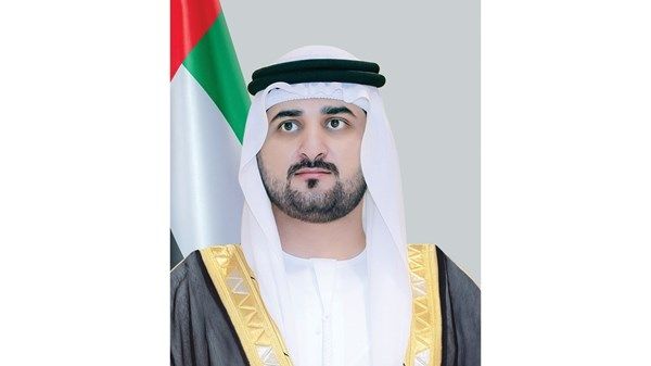 مكتوم بن محمد يلتقي الرئيس التنفيذي لمجموعة ريتشمونت العالمية